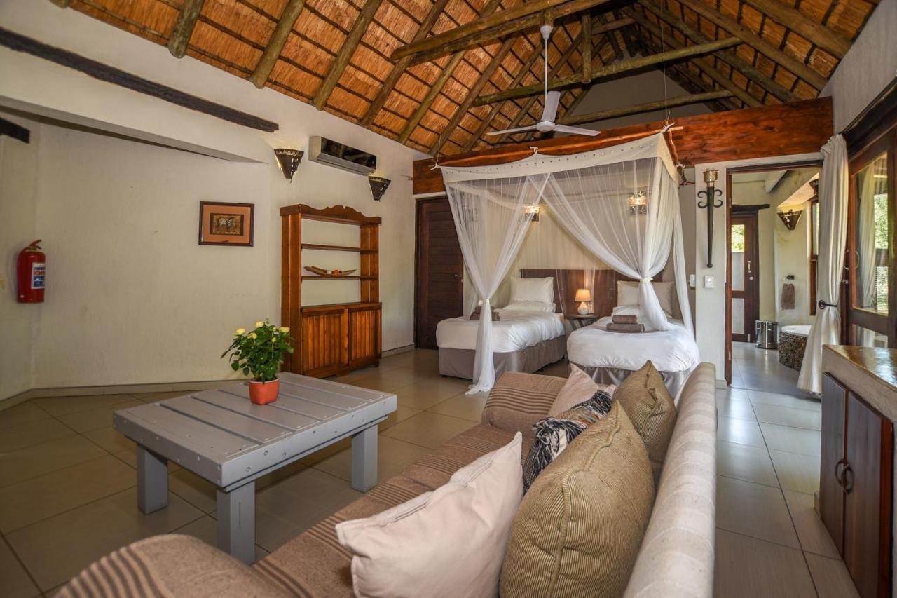 Leopard'S Lair Bush Lodge Hoedspruit Exteriör bild