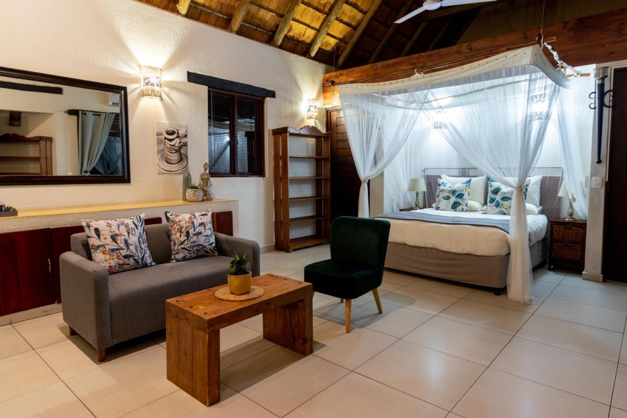 Leopard'S Lair Bush Lodge Hoedspruit Exteriör bild