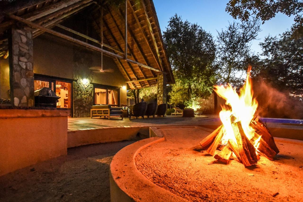 Leopard'S Lair Bush Lodge Hoedspruit Exteriör bild