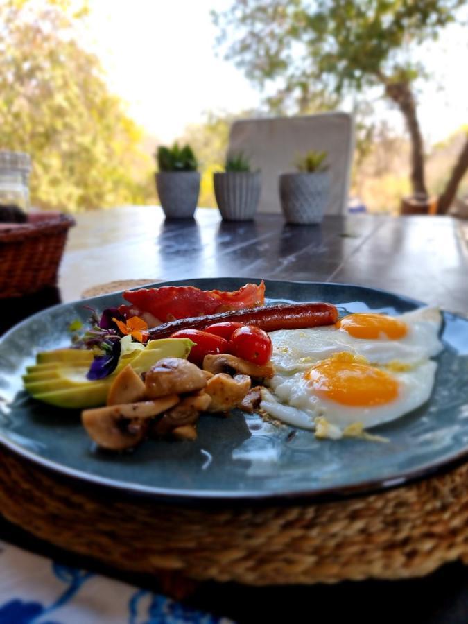 Leopard'S Lair Bush Lodge Hoedspruit Exteriör bild