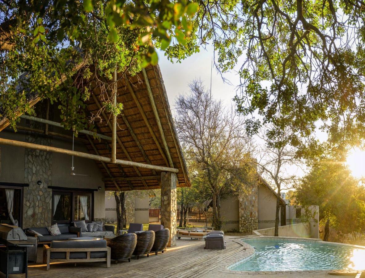 Leopard'S Lair Bush Lodge Hoedspruit Exteriör bild